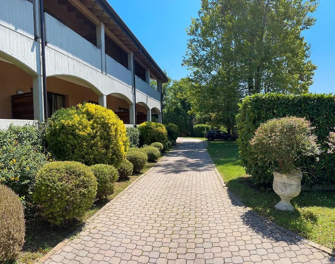 Hotel Mariuccia Varese 3*,  Italy