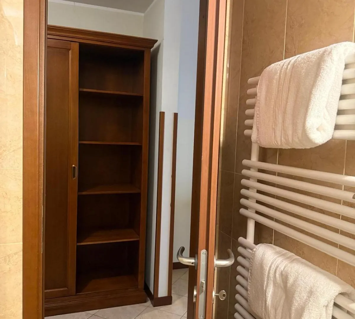 Hotel Mariuccia 바레세 3*,  이탈리아
